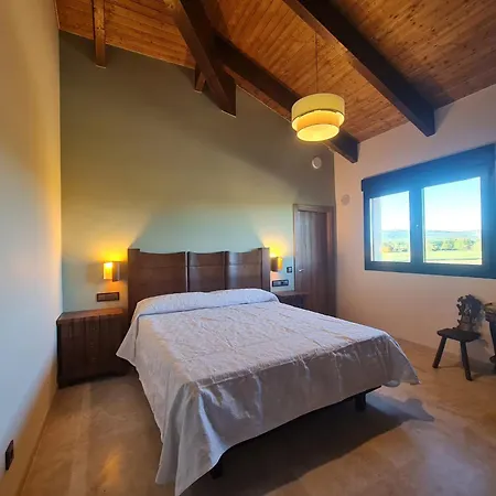 Hotel Rural Corrales De Aliste 4*