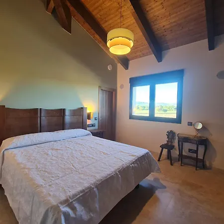 Hotel Rural Corrales De Aliste 4*